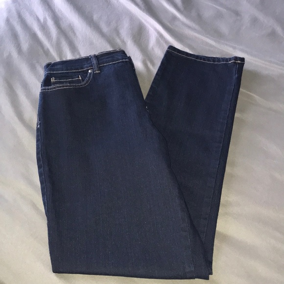 Gloria Vanderbilt Amanda Jeans. EUC. - Picture 9 of 14